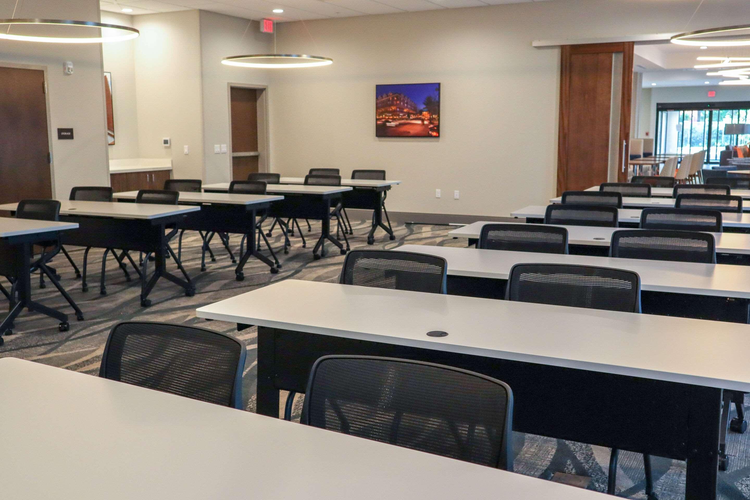 Comfort Suites Gainesville Near University Εξωτερικό φωτογραφία