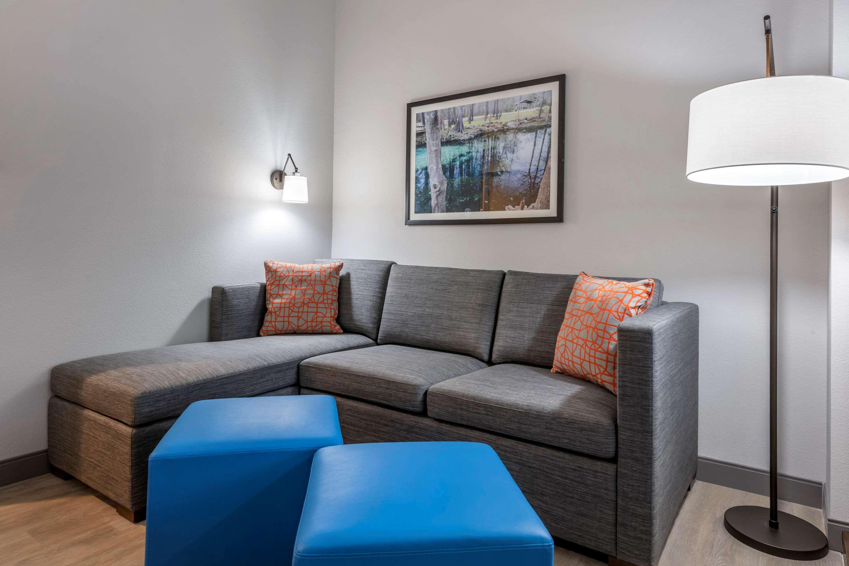 Comfort Suites Gainesville Near University Εξωτερικό φωτογραφία