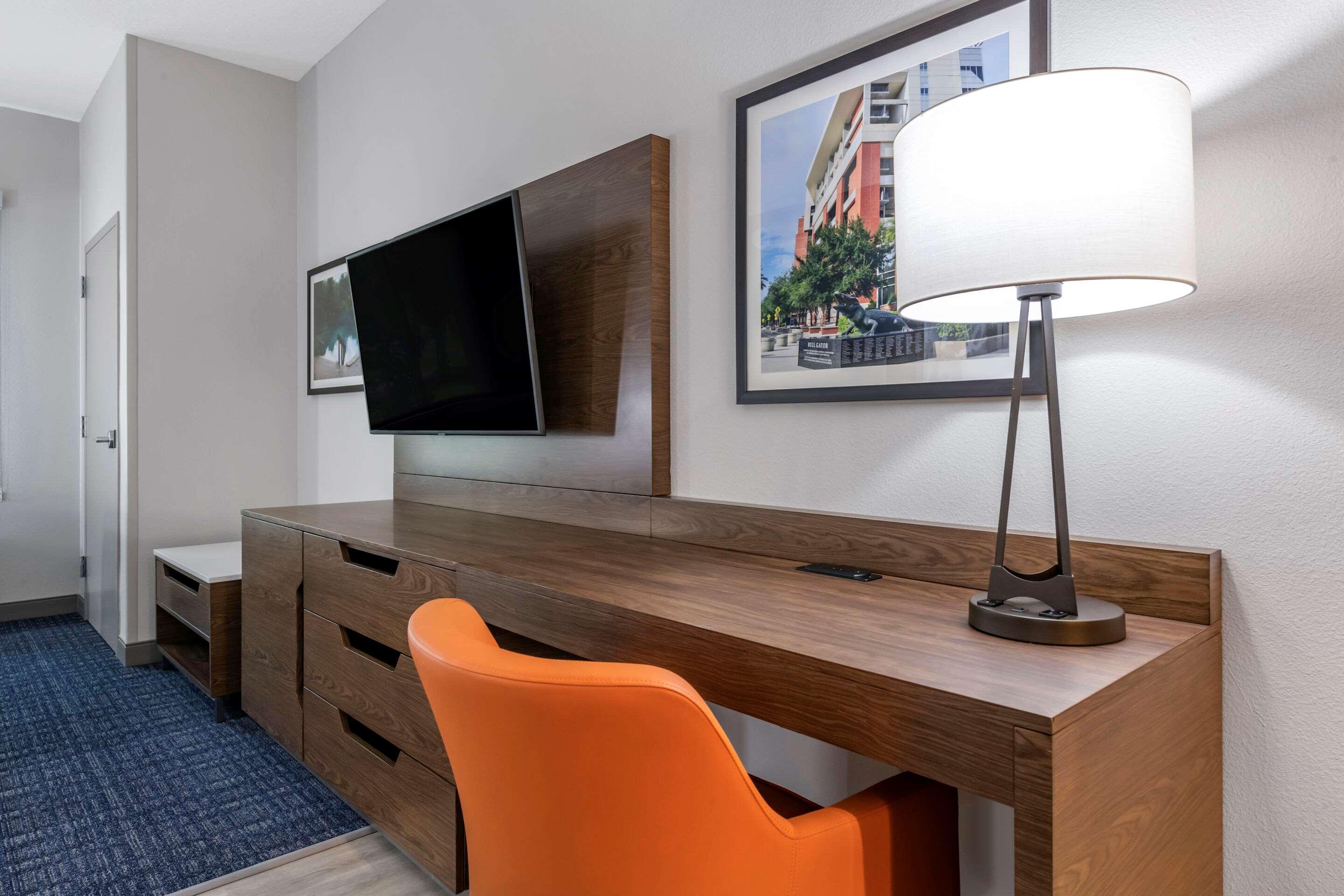 Comfort Suites Gainesville Near University Εξωτερικό φωτογραφία