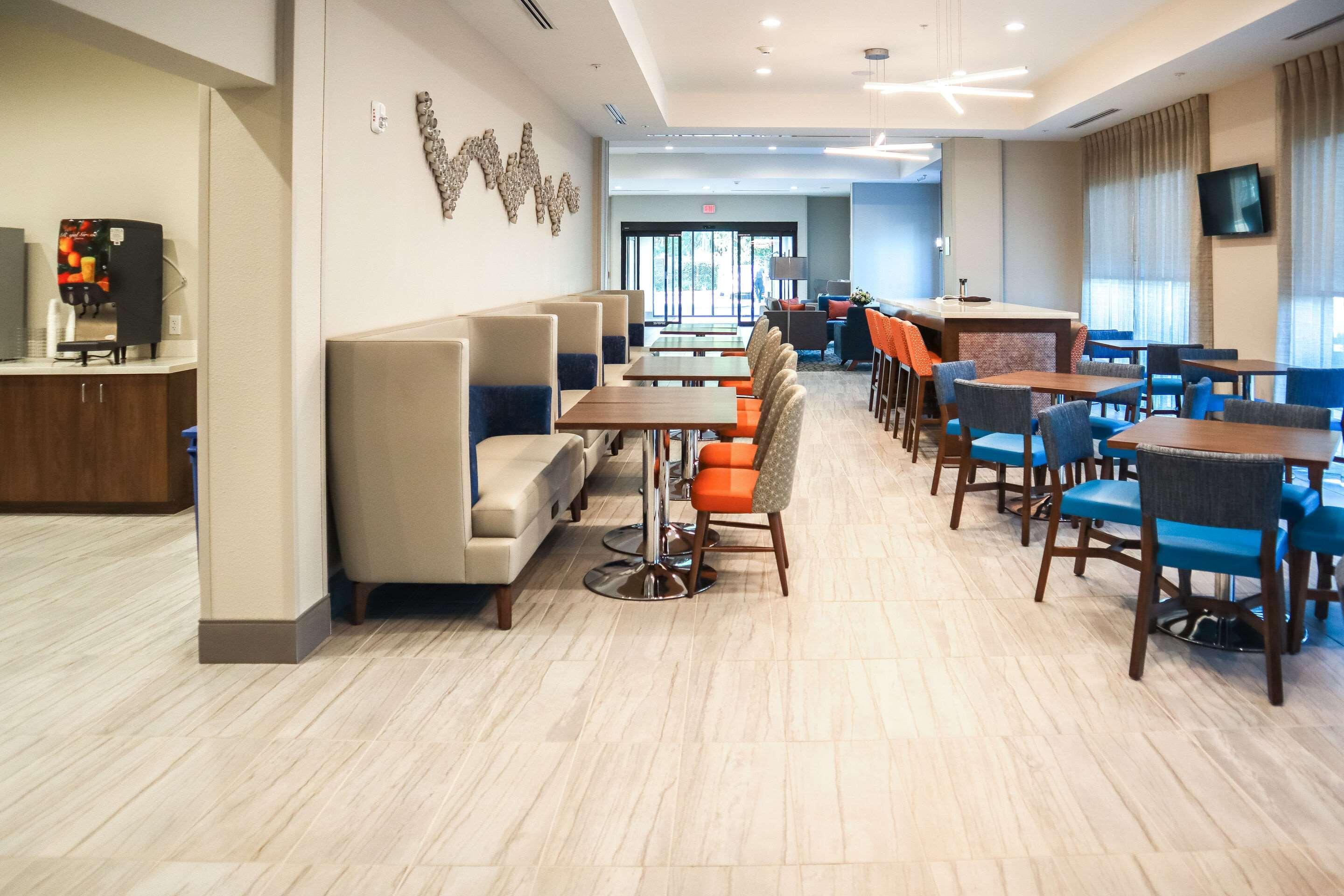 Comfort Suites Gainesville Near University Εξωτερικό φωτογραφία